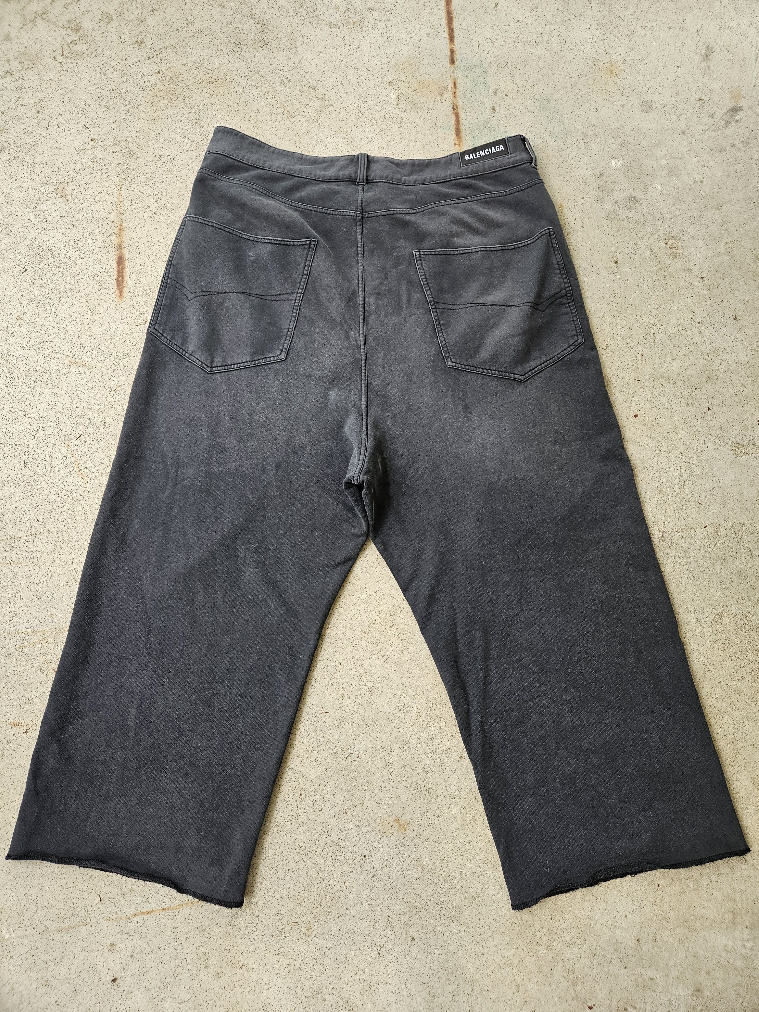 Balenciaga FW22 Gray Trompe-l'œil Denim Print Sweatpants Size US 40 / EU 56 - 1 Thumbnail
