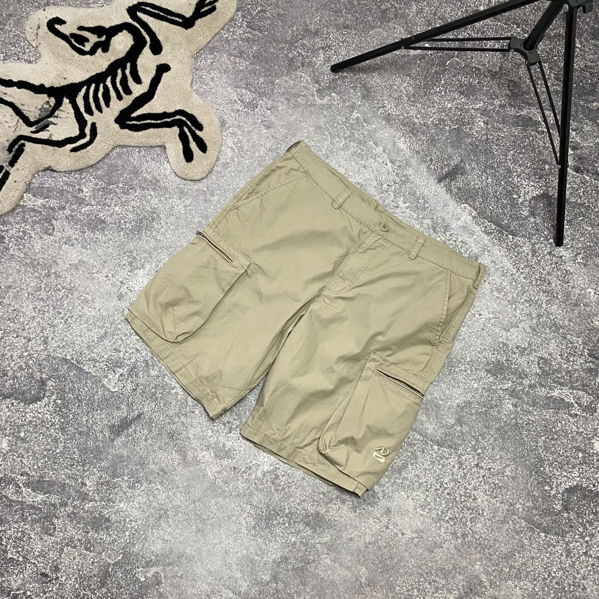 Nike Vintage Nike Cargo Small Logo Streetwear y2k shorts Size US 34 / EU 50 - 1 Thumbnail