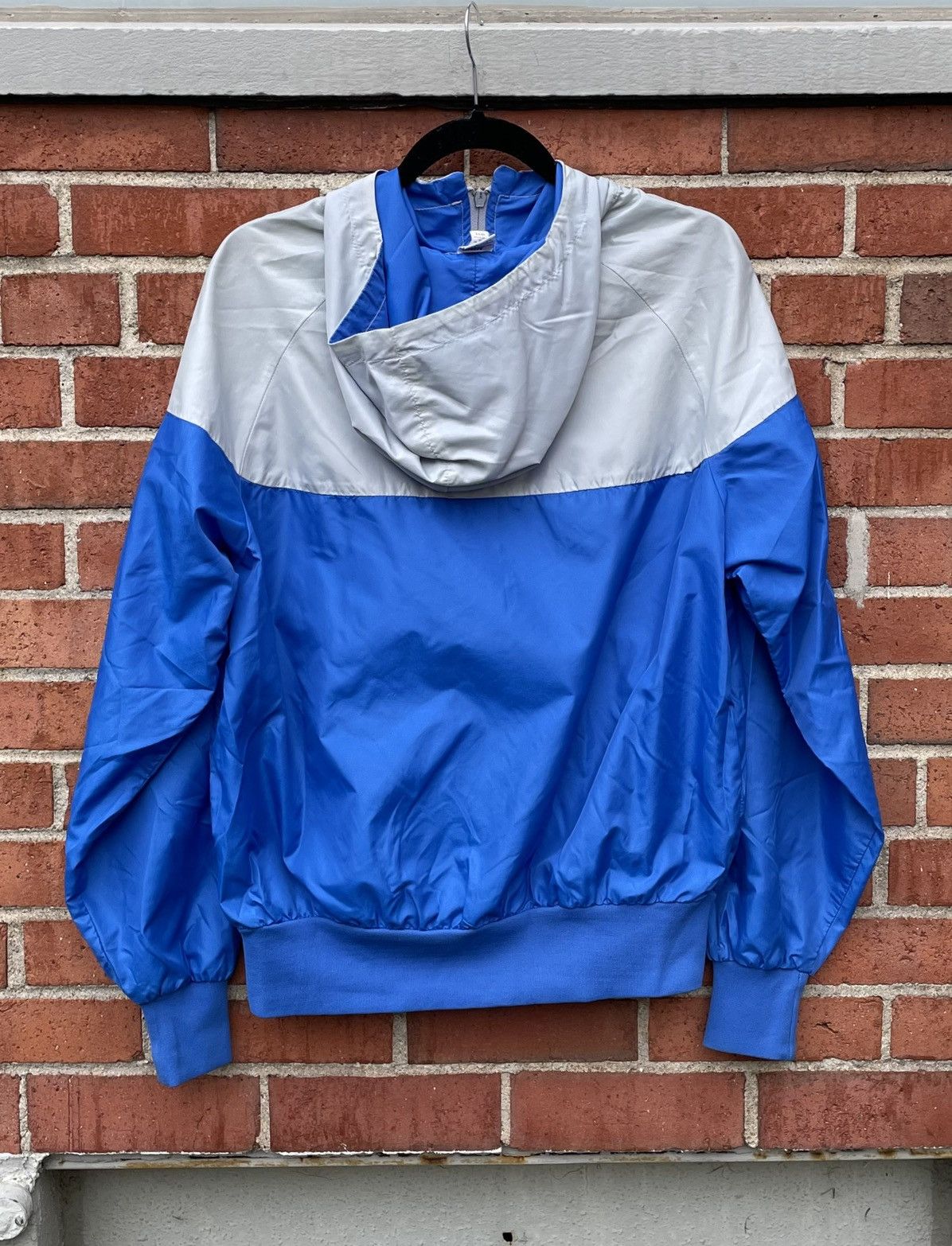 Nike Vintage 70's 80's Nike Nylon Windbreaker Hooded Full zip Size US L / EU 52-54 / 3 - 4 Thumbnail
