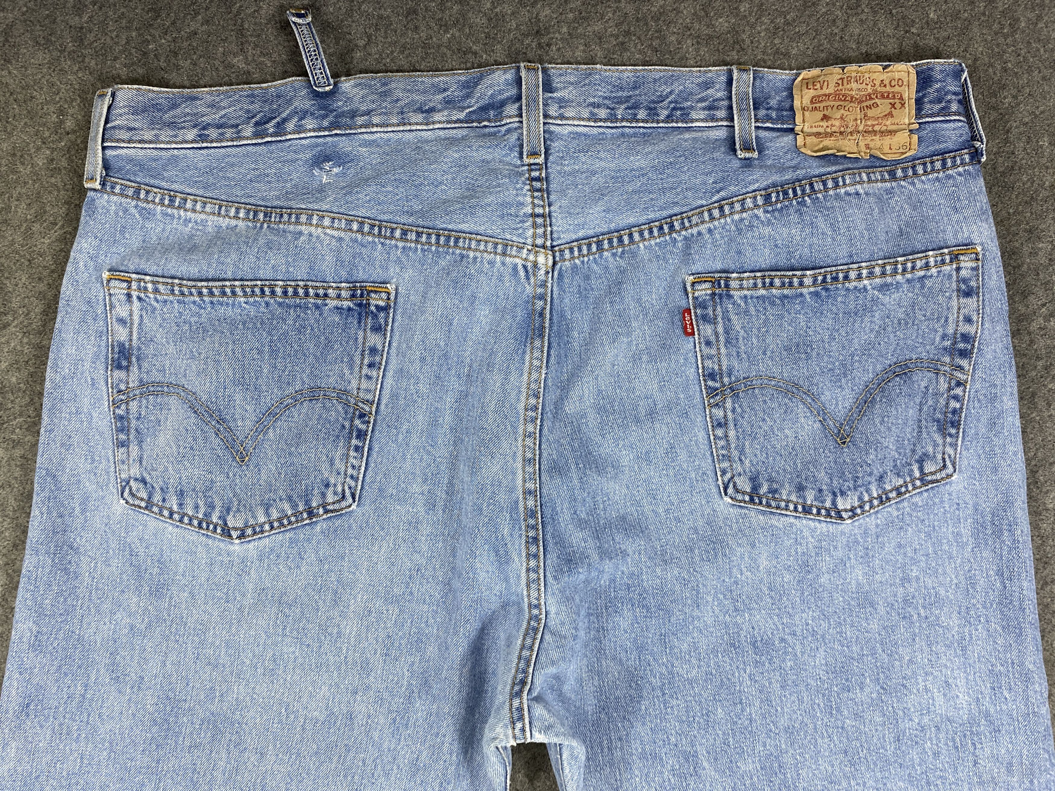 Levi's Blue Vintage Levi's 501 Jeans 44x29.5 Denim -JN2261 Size US 44 / EU 60 - 4 Thumbnail