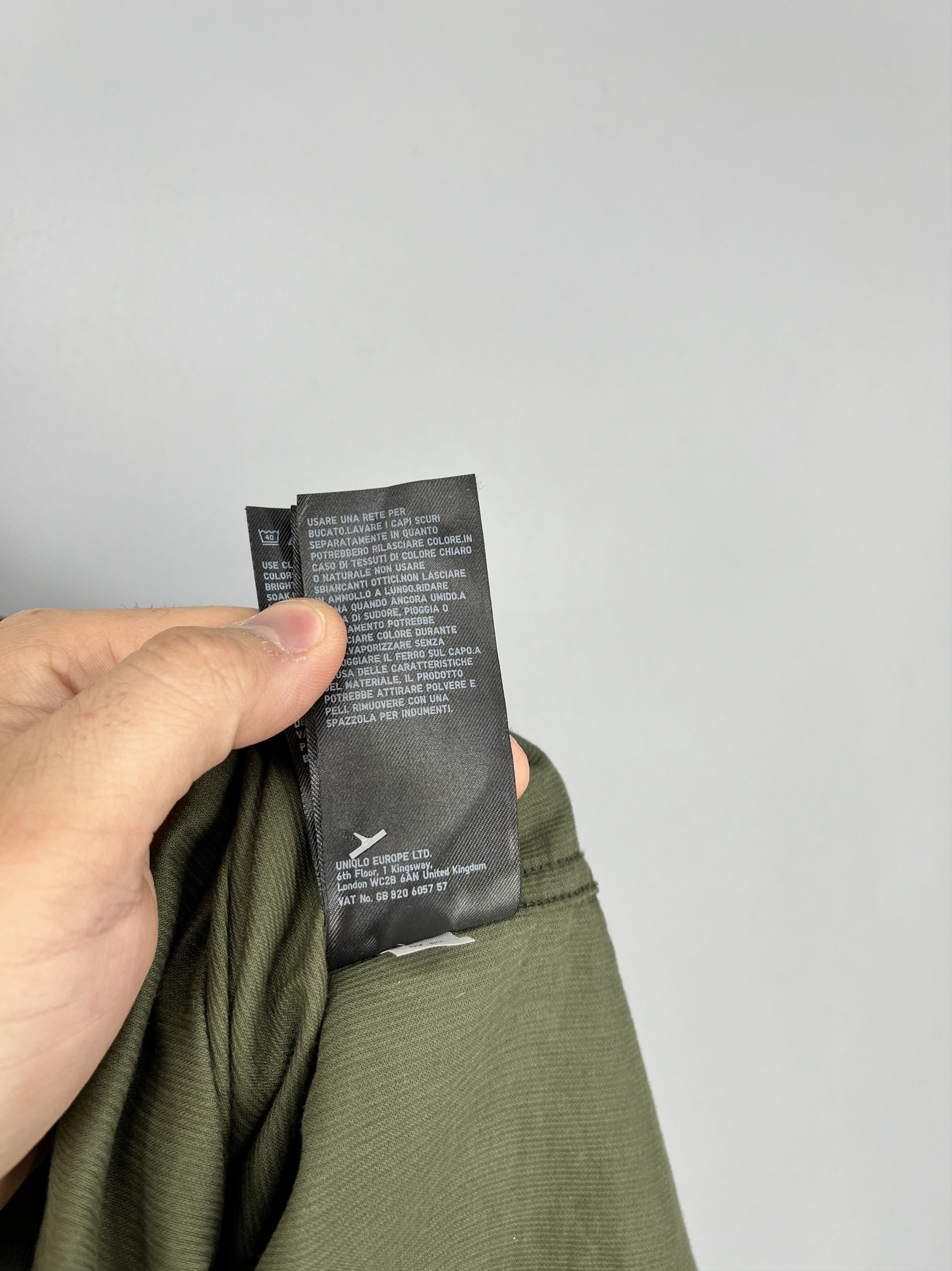 Uniqlo Uniqlo Velvet Style Basic Shirt Size-M Size US M / EU 48-50 / 2 - 10 Thumbnail