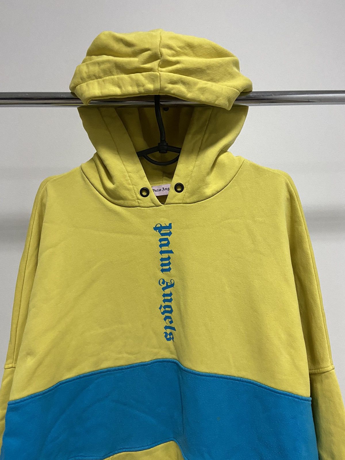 Palm Angels × Vintage Palm angels hoodie big logo yellow vintage Size US L / EU 52-54 / 3 - 6 Thumbnail