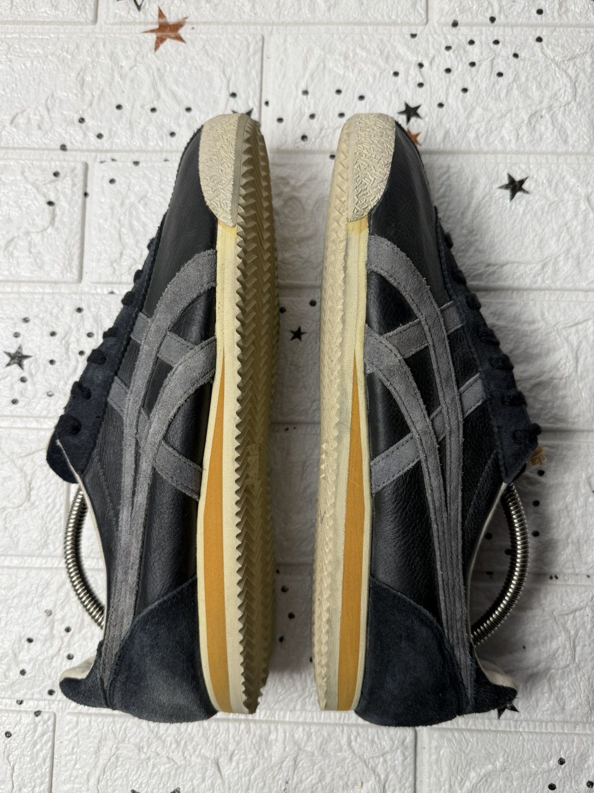 Onitsuka Tiger Onitsuka Tiger Mexico 66 Casual US9.5 UK8.5 EUR43.5 Leather Size US 9.5 / EU 42-43 - 8 Thumbnail