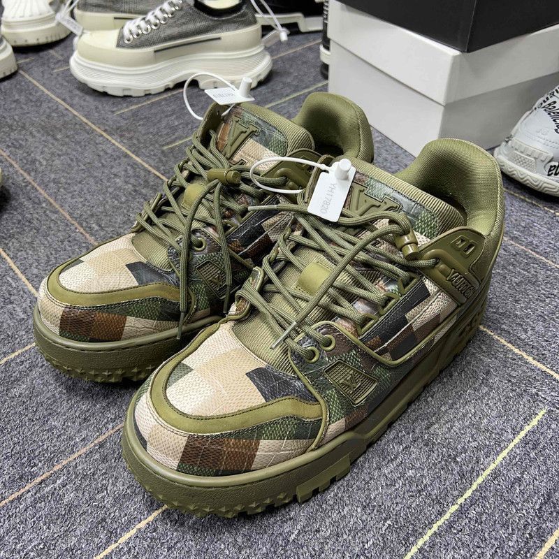 Louis Vuitton Louis Vuitton Trainer Maxi Green Low-Top Sneakers -2508 Size US 9.5 / EU 42-43 - 1 Thumbnail