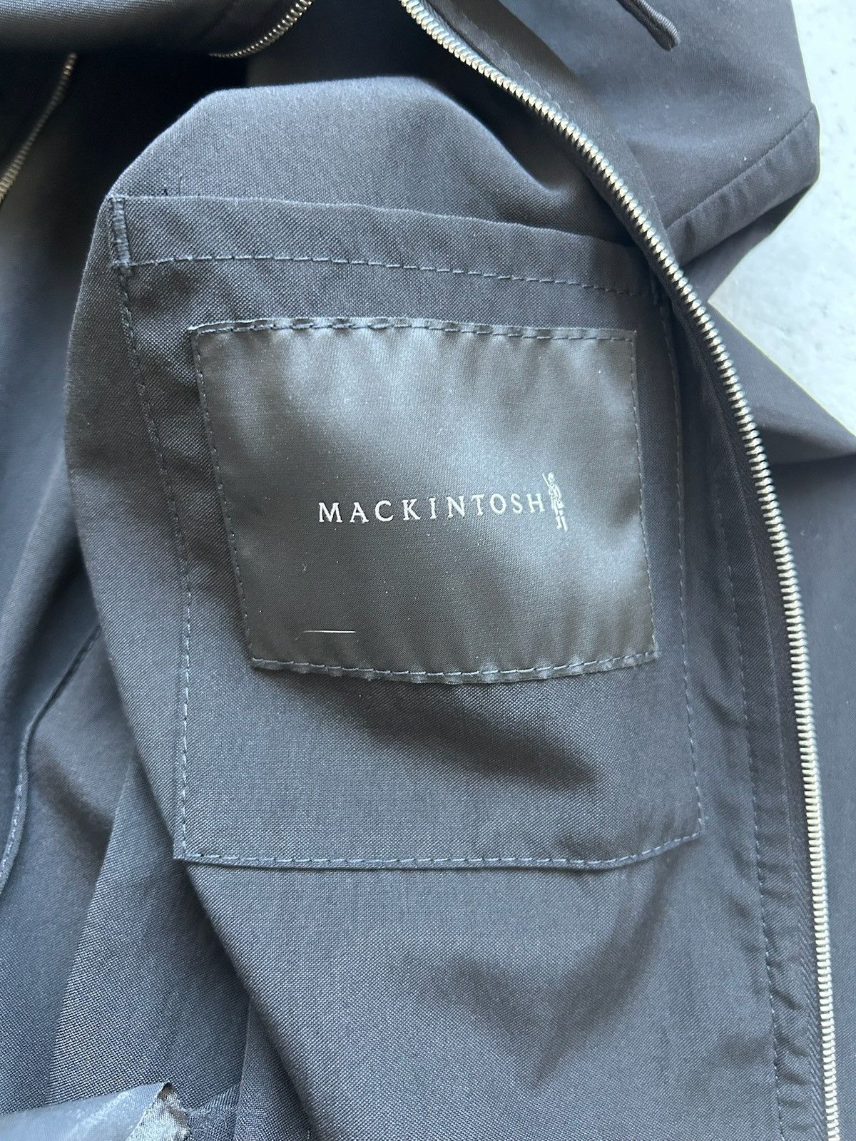 Kiko Kostadinov Kiko Kostadinov Mackintosh 0002 Jacket Size US L / EU 52-54 / 3 - 6 Thumbnail