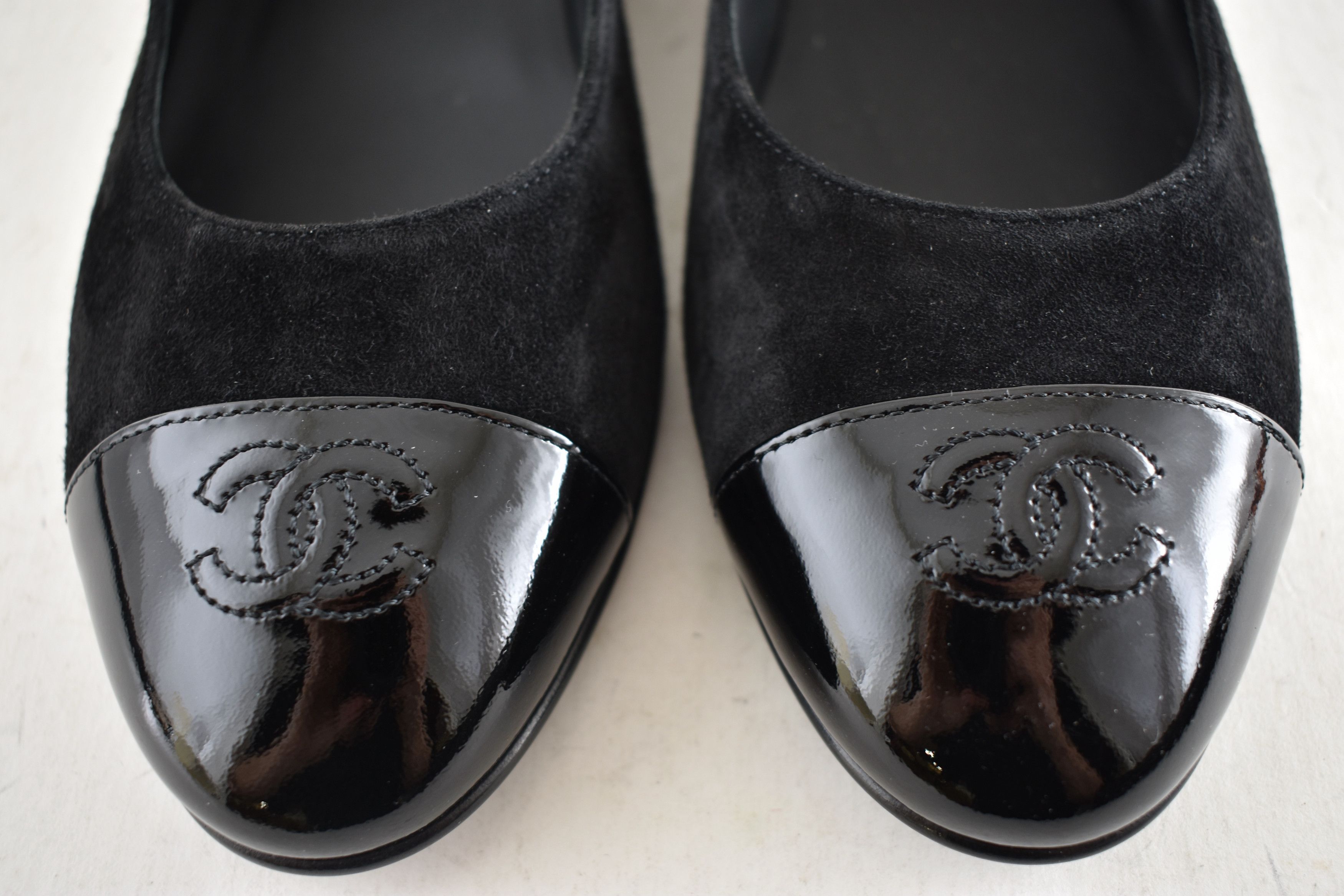 Chanel 24K Patent CC Mary Jane Ankle Strap Ballerina Ballet Flat 40 Size US 10 / IT 40 - 13 Thumbnail