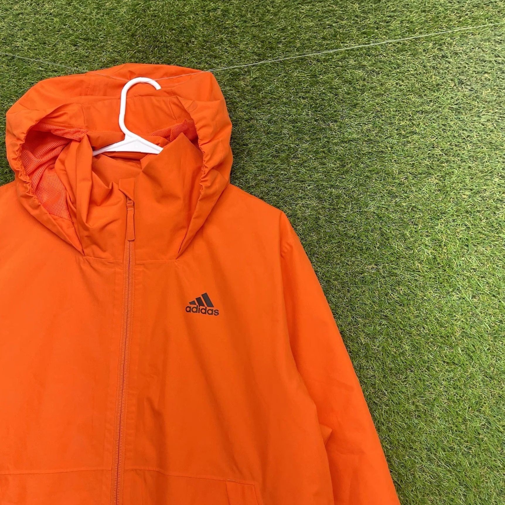 Adidas Adidas Puffer Jacket Mens M 3-Stripes Hooded Orange HG4885 NWT Jacket Size US M / EU 48-50 / 2 - 3 Thumbnail