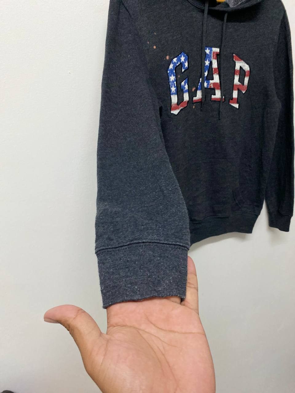 Gap gap hoody embroided american flag logo nice design Size US XS / EU 42 / 0 - 5 Thumbnail