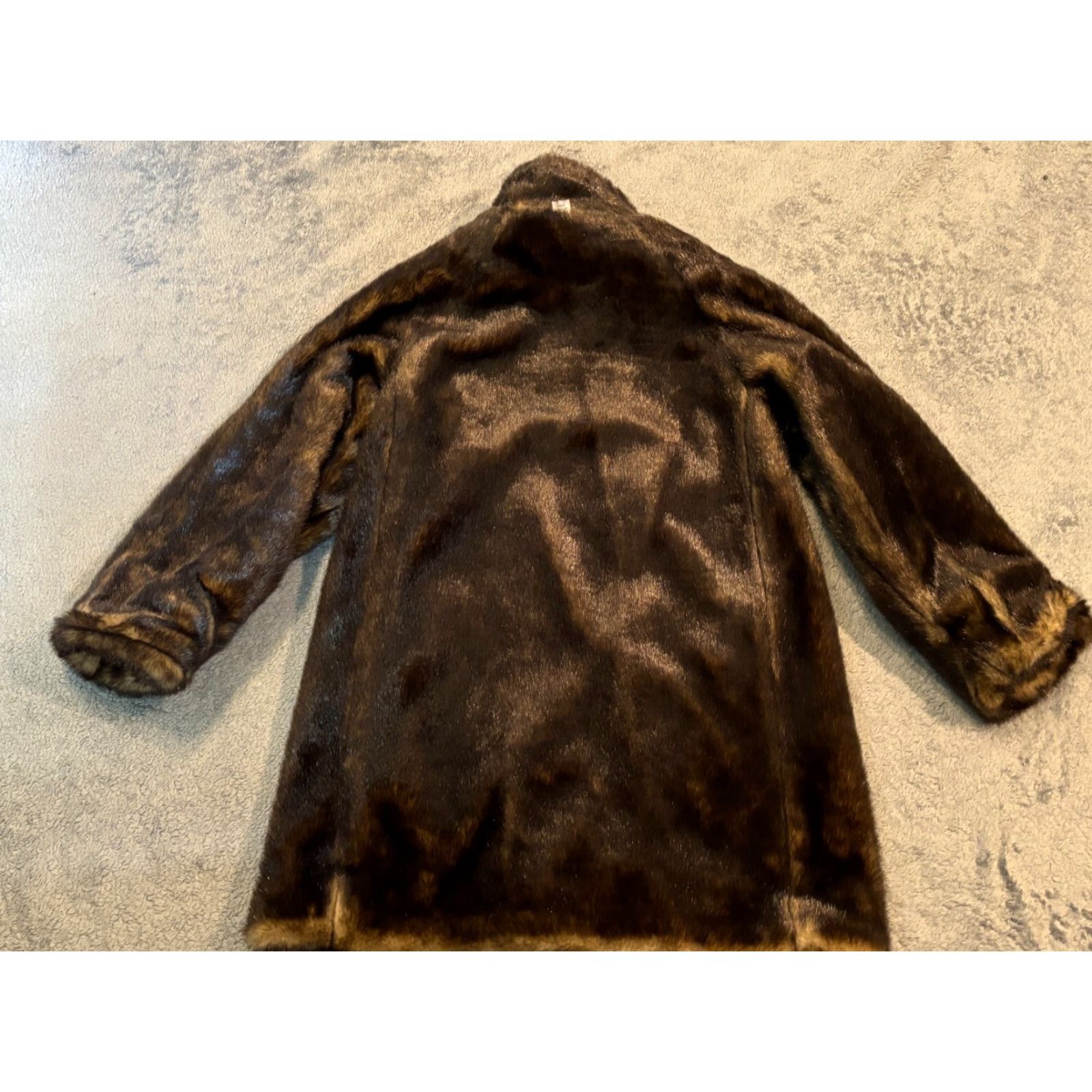 Jones New York VINTAGE Jones New York Reversible Faux Fur Coat Womens Medium Tan Beige Button Size M / US 6-8 / IT 42-44 - 7 Thumbnail