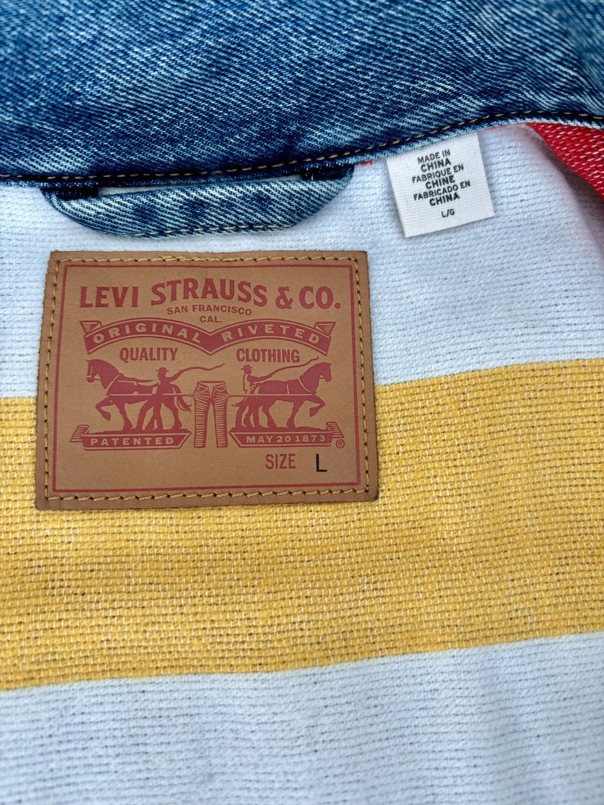 Hudsons Bay Limited Edition Levis Hudsons Bay Reversible Denim Trucker Size US L / EU 52-54 / 3 - 4 Thumbnail