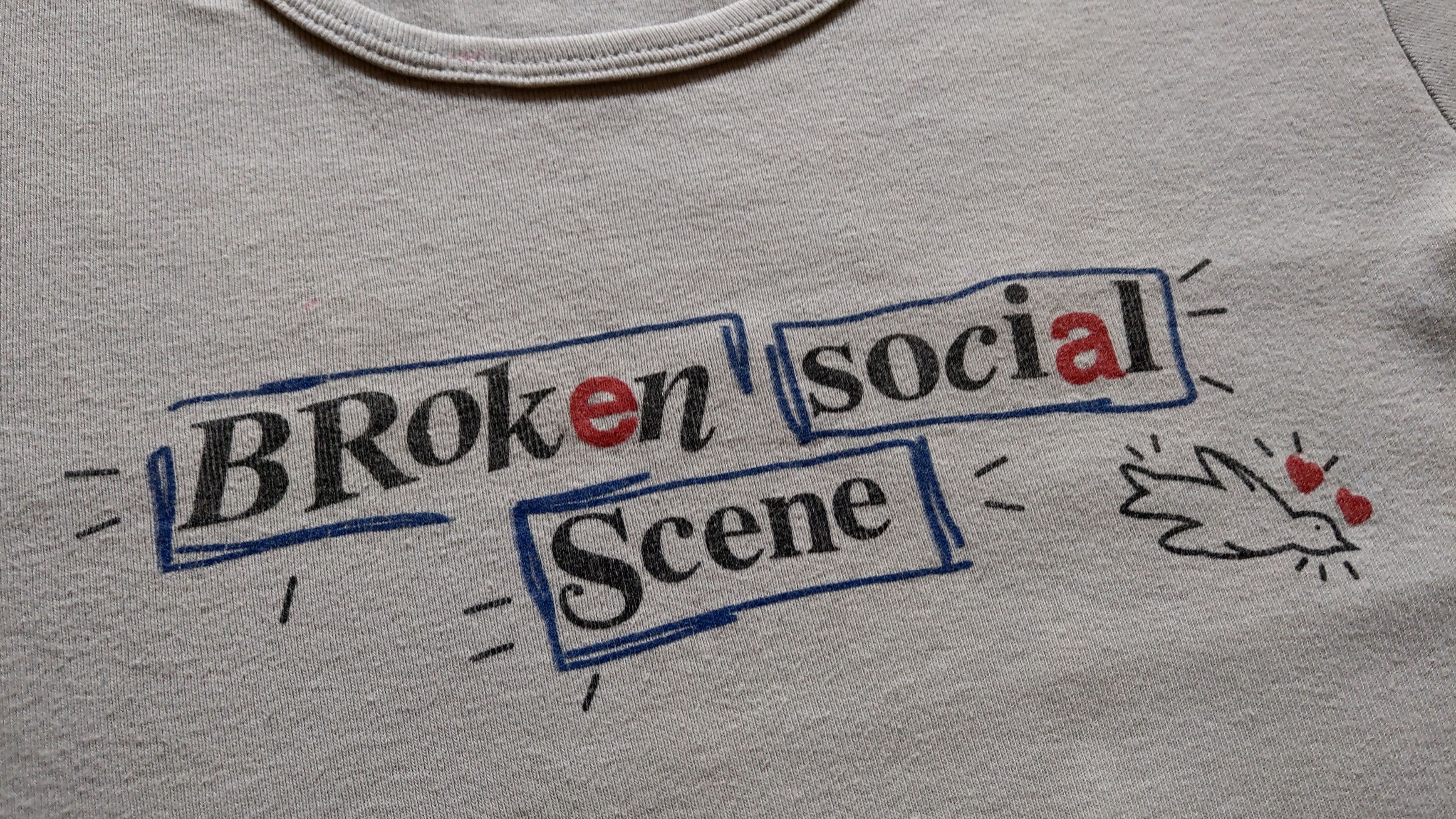 Band Tees BROKEN SOCIAL SCENE Drawing Shirt Doodle Tee indie Rock Rare Size S / US 4 / IT 40 - 2 Thumbnail