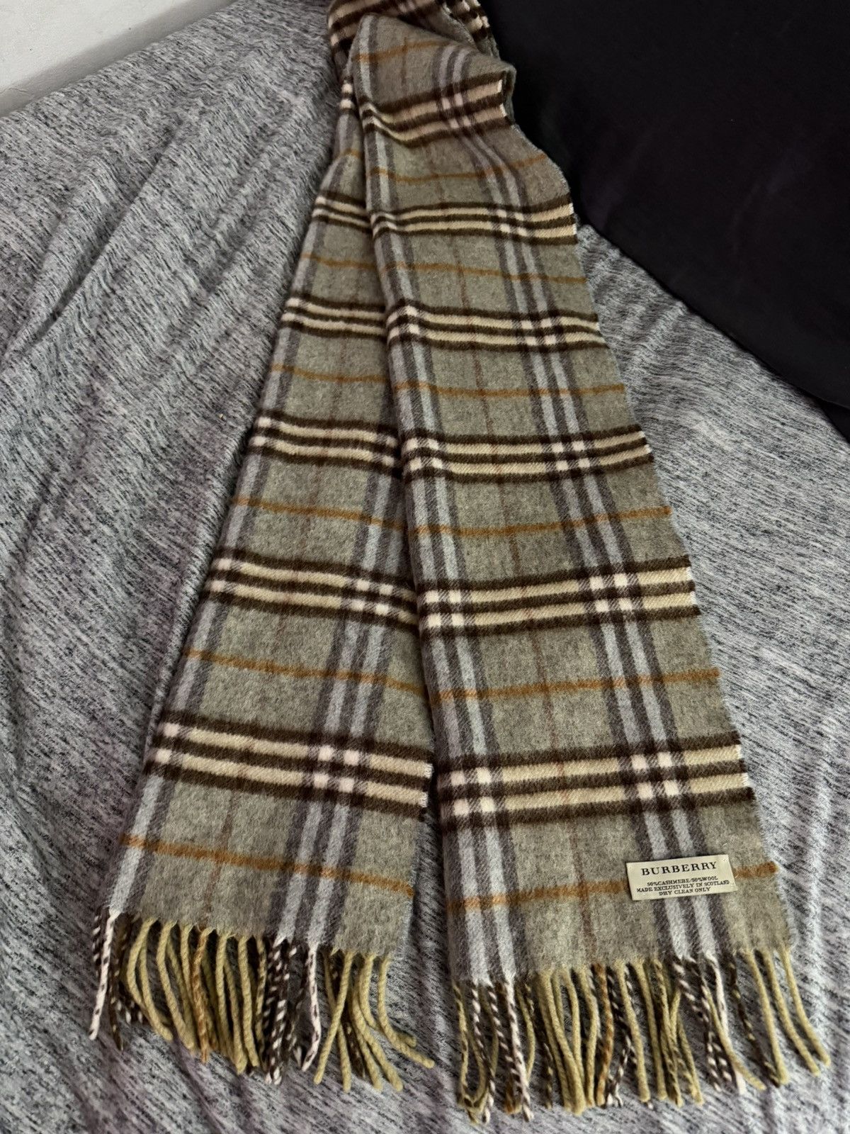 Burberry Vintage burberry 90s scarf Size ONE SIZE - 1 Thumbnail
