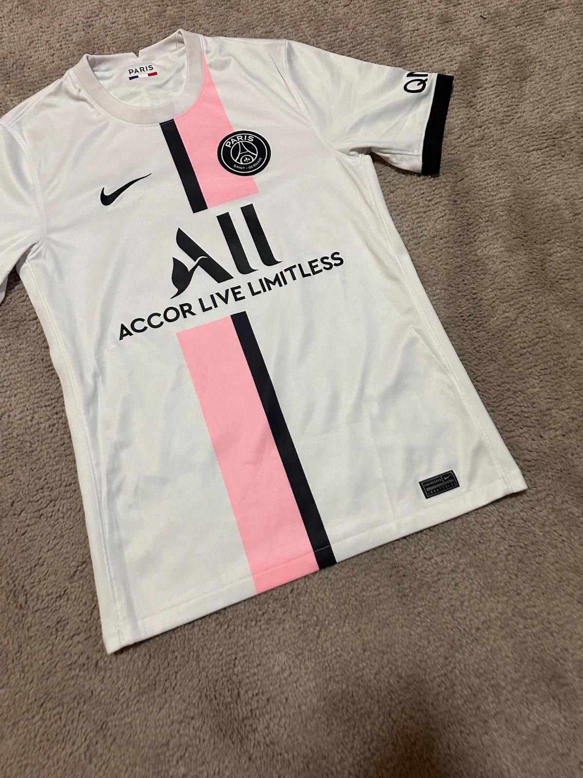 Nike #30 Messi Paris Saint Germain 2021/22 Football Shirt Jersey Size US S / EU 44-46 / 1 - 2 Thumbnail