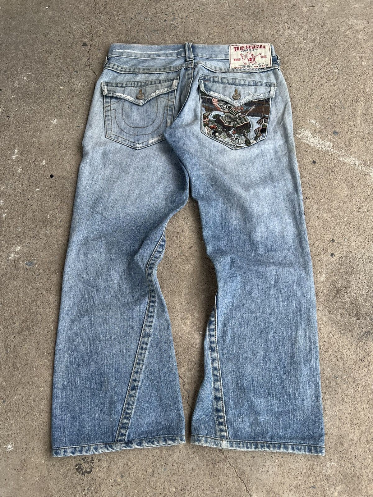 True Religion FLARED* VINTAGE TRUE RELIGION JEANS Size US 34 / EU 50 - 1 Thumbnail
