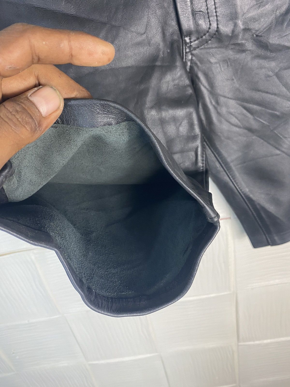 Genuine Leather Aero leather short pants Size US 28 / EU 44 - 11 Thumbnail