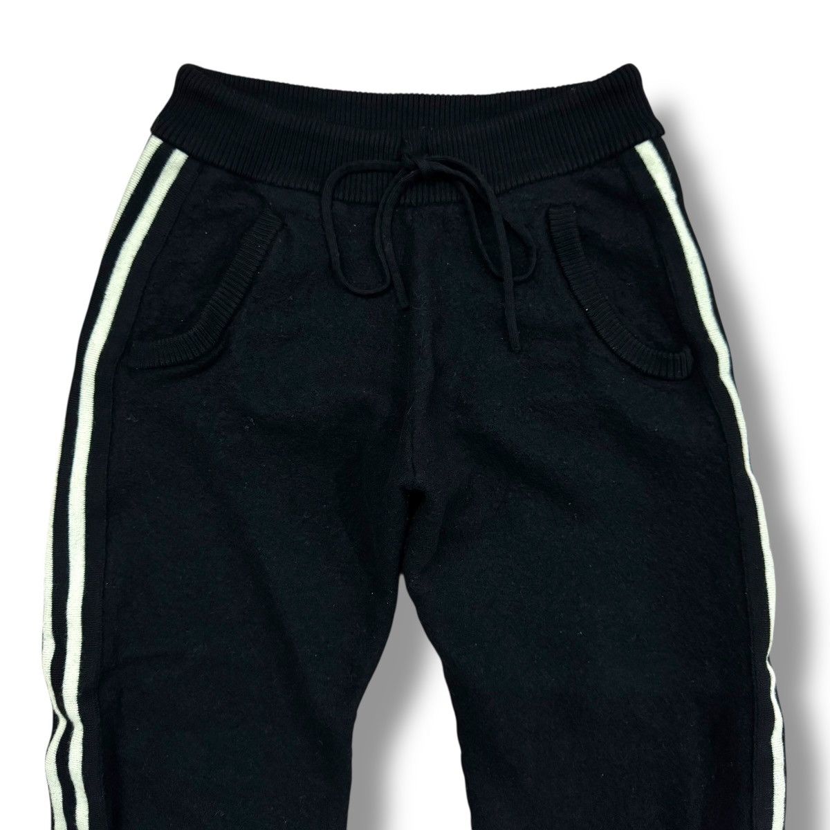 Maison Margiela Maison Margiela BLACK Side-stripe trousers S50KA0577 S17836 Size US 28 / EU 44 - 7 Thumbnail