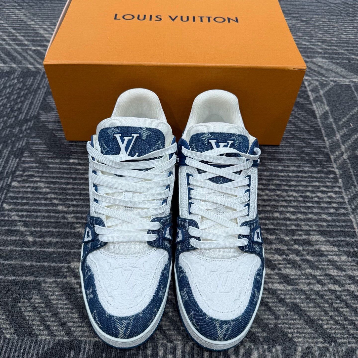 Louis Vuitton Louis Vuitton Denim Sneakers Size 44.5 Size US 11 / EU 44 - 1 Thumbnail