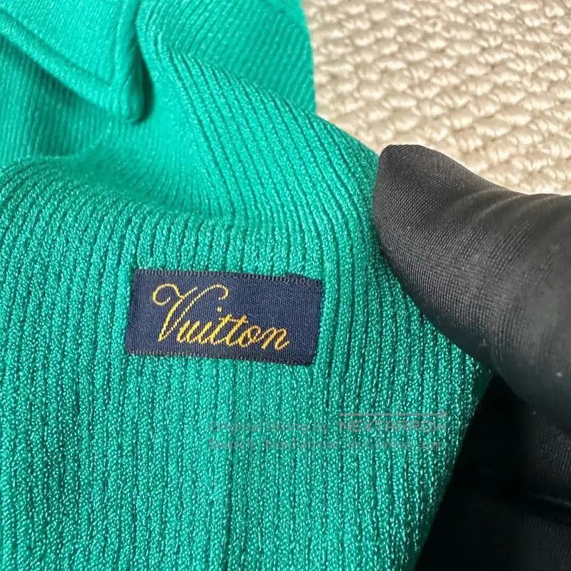 Louis Vuitton Louis Vuitton Green Cotton Women's T. Size S / US 4 / IT 40 - 4 Thumbnail