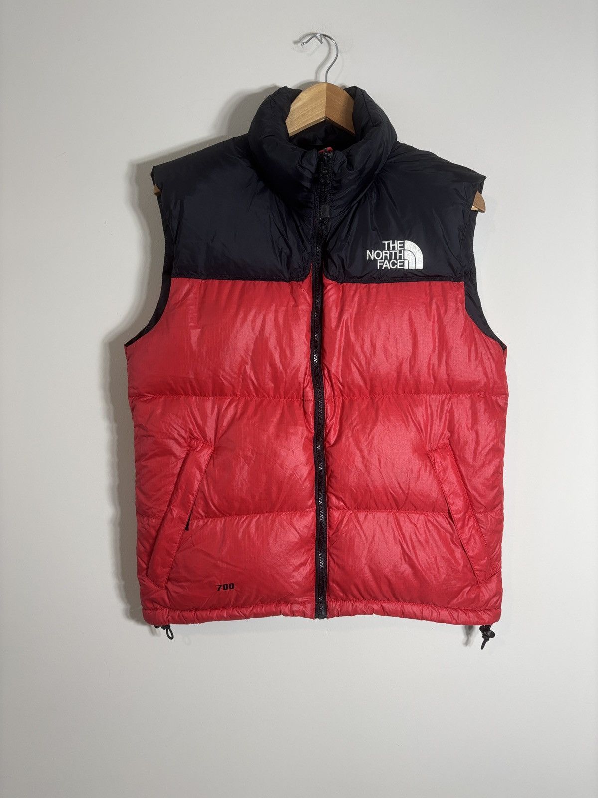 The North Face Vtg The North Face Vest Red Nuptse 700 Fill Down Puffer Size US S / EU 44-46 / 1 - 1 Thumbnail
