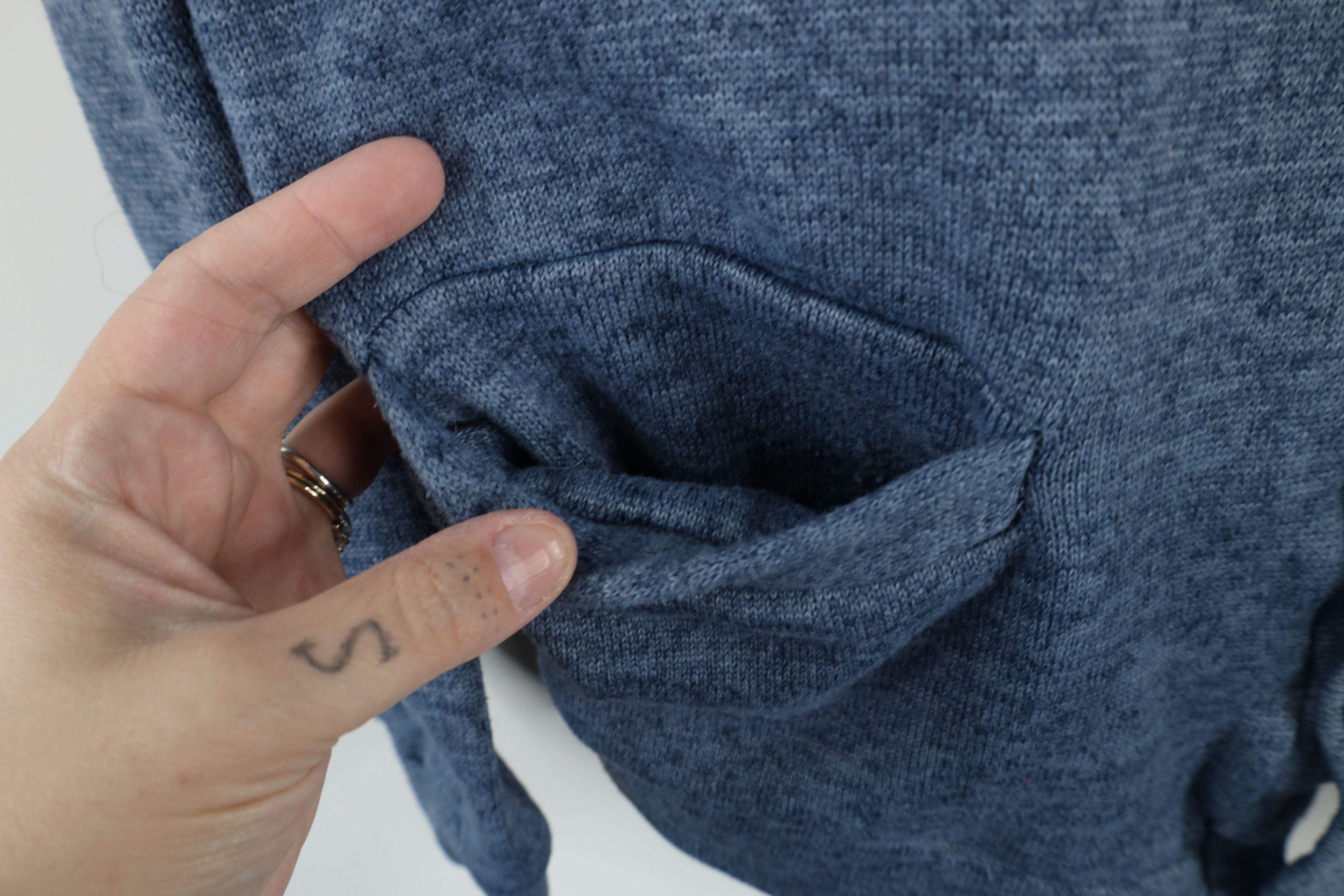 Vintage Vintage 90s Streetwear Boxy Fit Knit Cardigan Sweater Blue Size US S / EU 44-46 / 1 - 5 Thumbnail