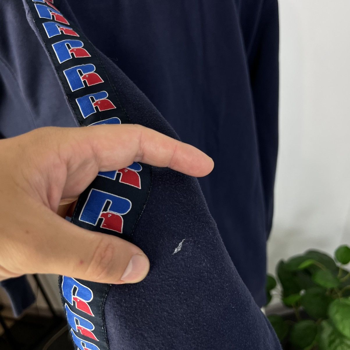 Russell Athletic Vintage Y2K Russel Athletic Big Logo Lampas Sweatshirt Size US L / EU 52-54 / 3 - 7 Thumbnail