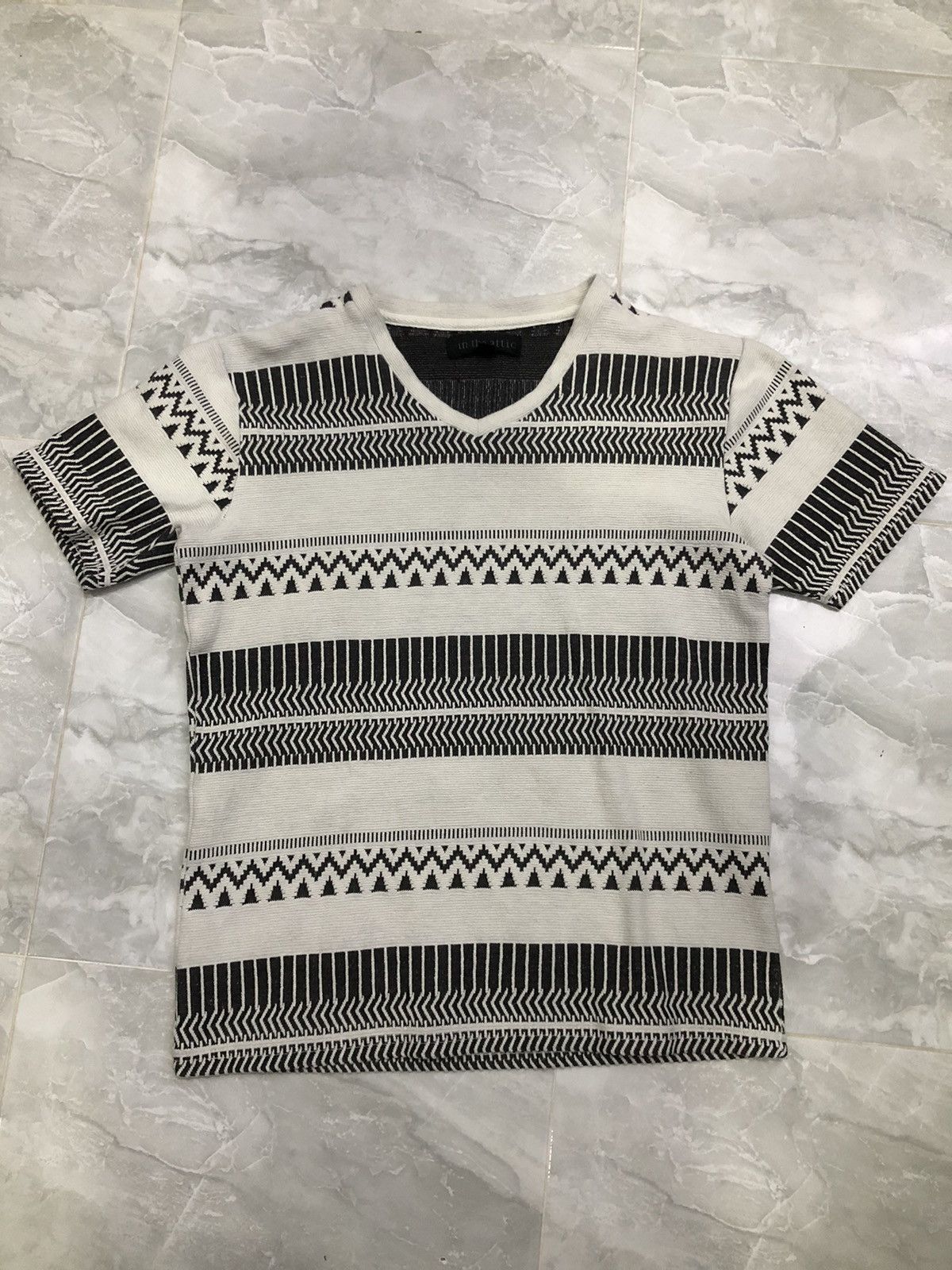 In The Attic in the attic Textured Zigzag Knit Tee Size US S / EU 44-46 / 1 - 11 Thumbnail