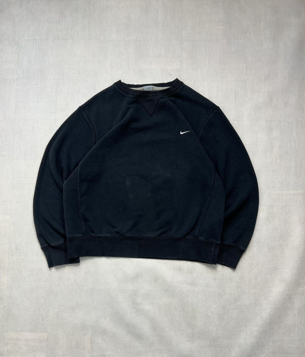 Nike × Vintage Sweatshirt Nike Vintage 00’s Small Logo Black Y2K Size US L / EU 52-54 / 3 - 1 Thumbnail