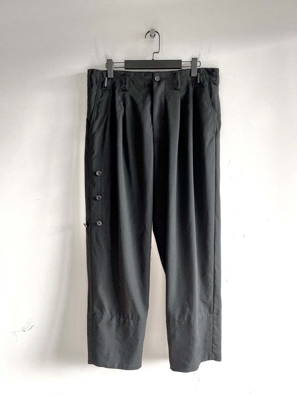 Yohji Yamamoto Yohji Yamamoto Pour Homme W/Gabardine Side Button 2Tuck Pant Size US 32 / EU 48 - 1 Thumbnail