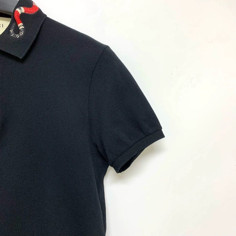 Gucci GucciClassic snake-patterned embroidered polo shirt 2503-Ne Size US S / EU 44-46 / 1 - 7 Thumbnail