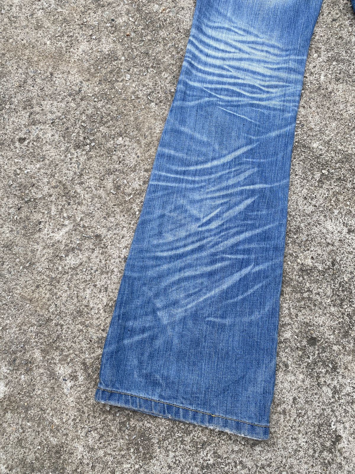 If Six Was Nine × Japanese Brand × Tornado Mart 1990s - Lolita Jeans Japan Claws Mark Washed Flare Denim Size US 29 - 11 Thumbnail