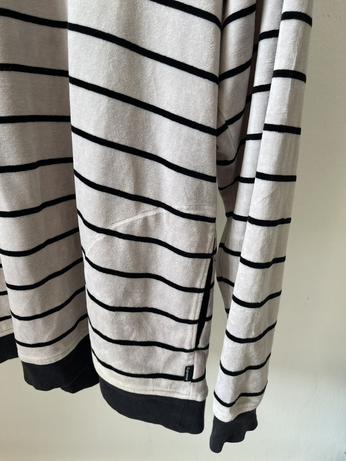 Supreme 2014 Supreme Velour Stripe Half Zipper Size US L / EU 52-54 / 3 - 6 Thumbnail