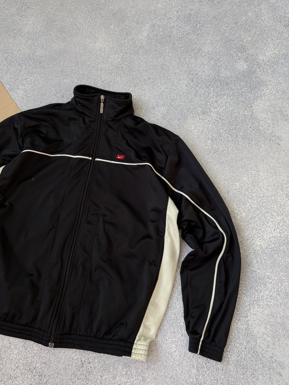 Nike × Vintage Vintage 90s Nike Zip Sweatshirt Size US L / EU 52-54 / 3 - 4 Thumbnail