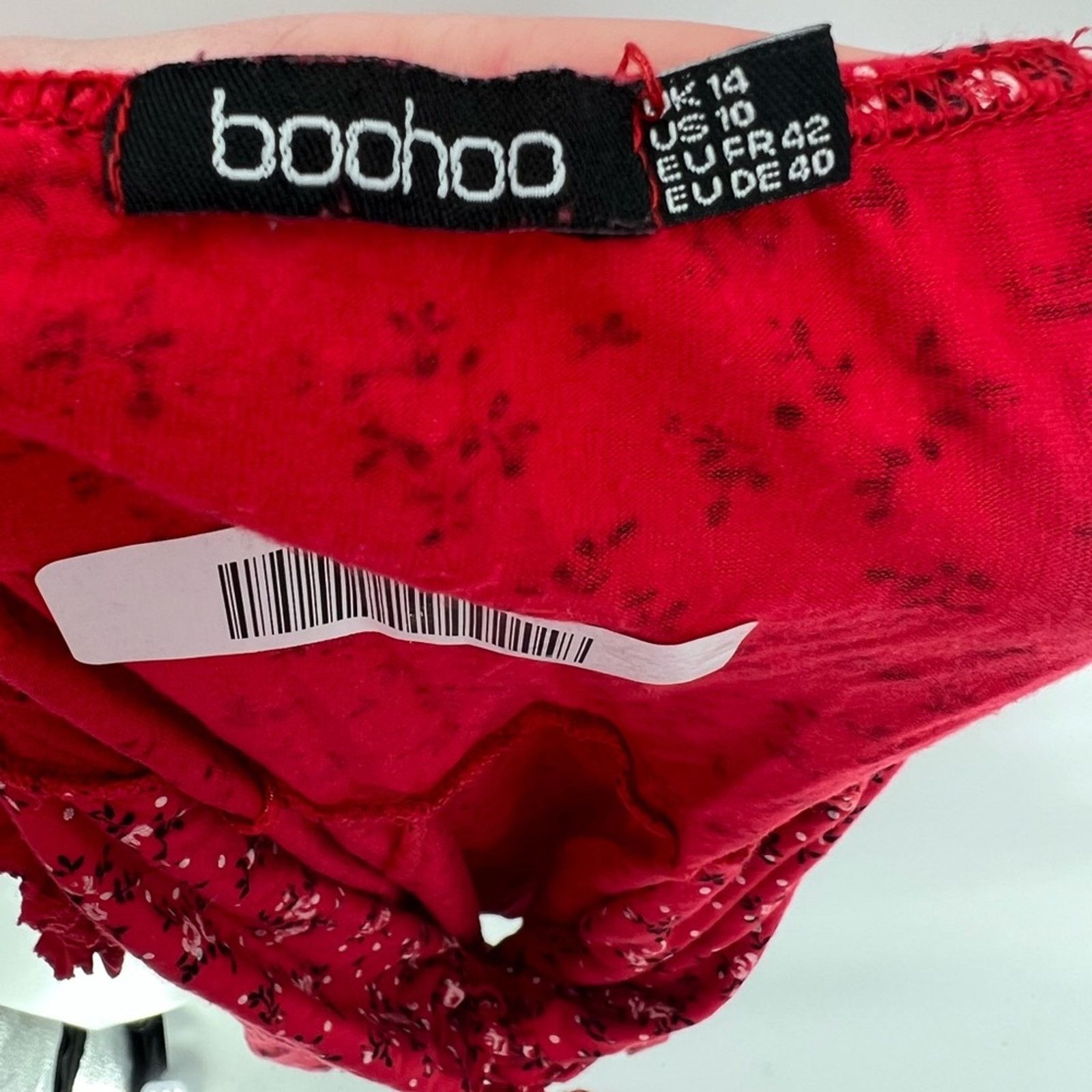 Boohoo Boohoo Red Ditsy Floral Playsuit Size 10 Size 32" / US 10 / IT 46 - 7 Thumbnail