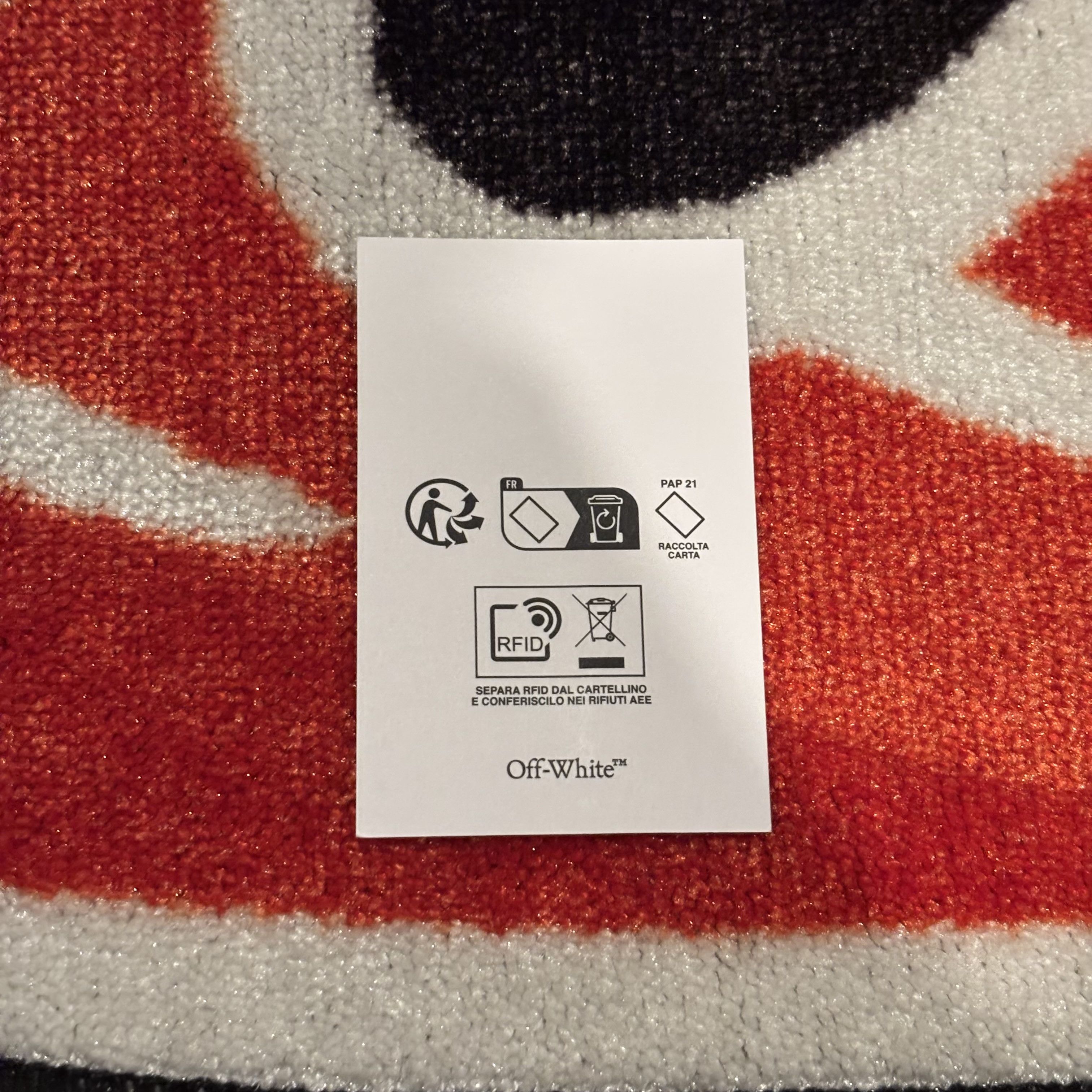 Off-White Off white rug shaped leaf Size ONE SIZE - 4 Thumbnail