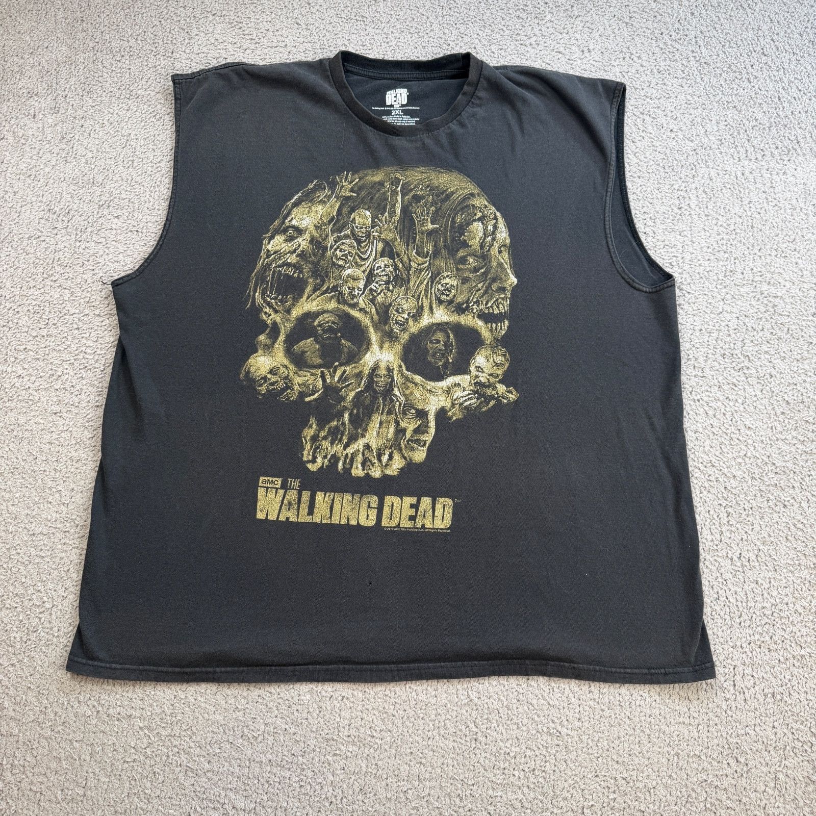 The Walking Dead Skull Sleeveless Cut-Off Tank Shirt Black, Men’s