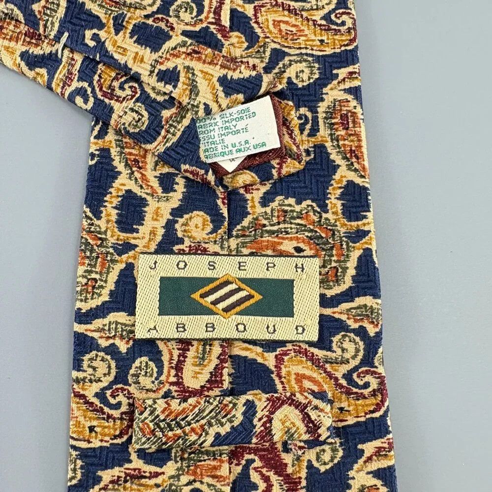 Joseph Abboud Joseph Abboud Navy / Beige Paisley Men's Tie 4" x 60" NWT Size ONE SIZE - 3 Thumbnail