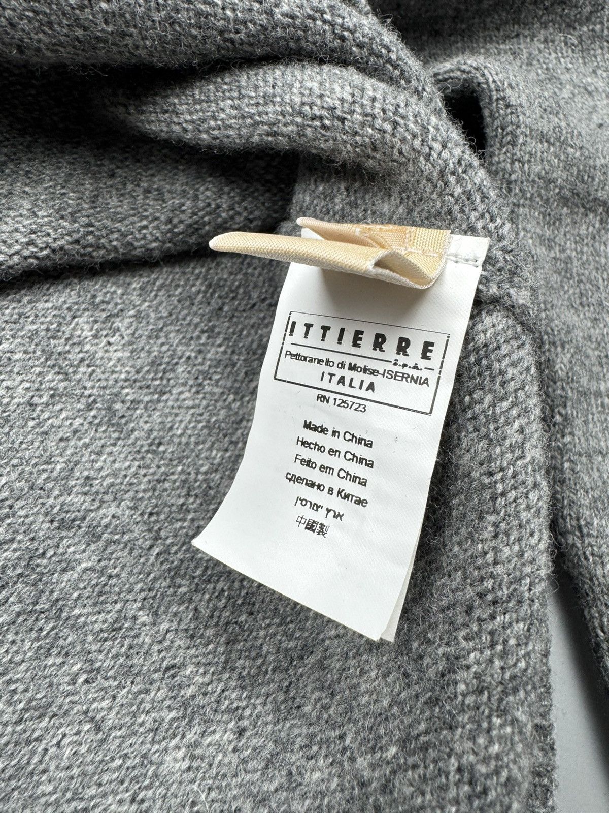 John Galliano John Galliano Vintage Wool Two Tone Cardigan Size L Size US L / EU 52-54 / 3 - 6 Thumbnail