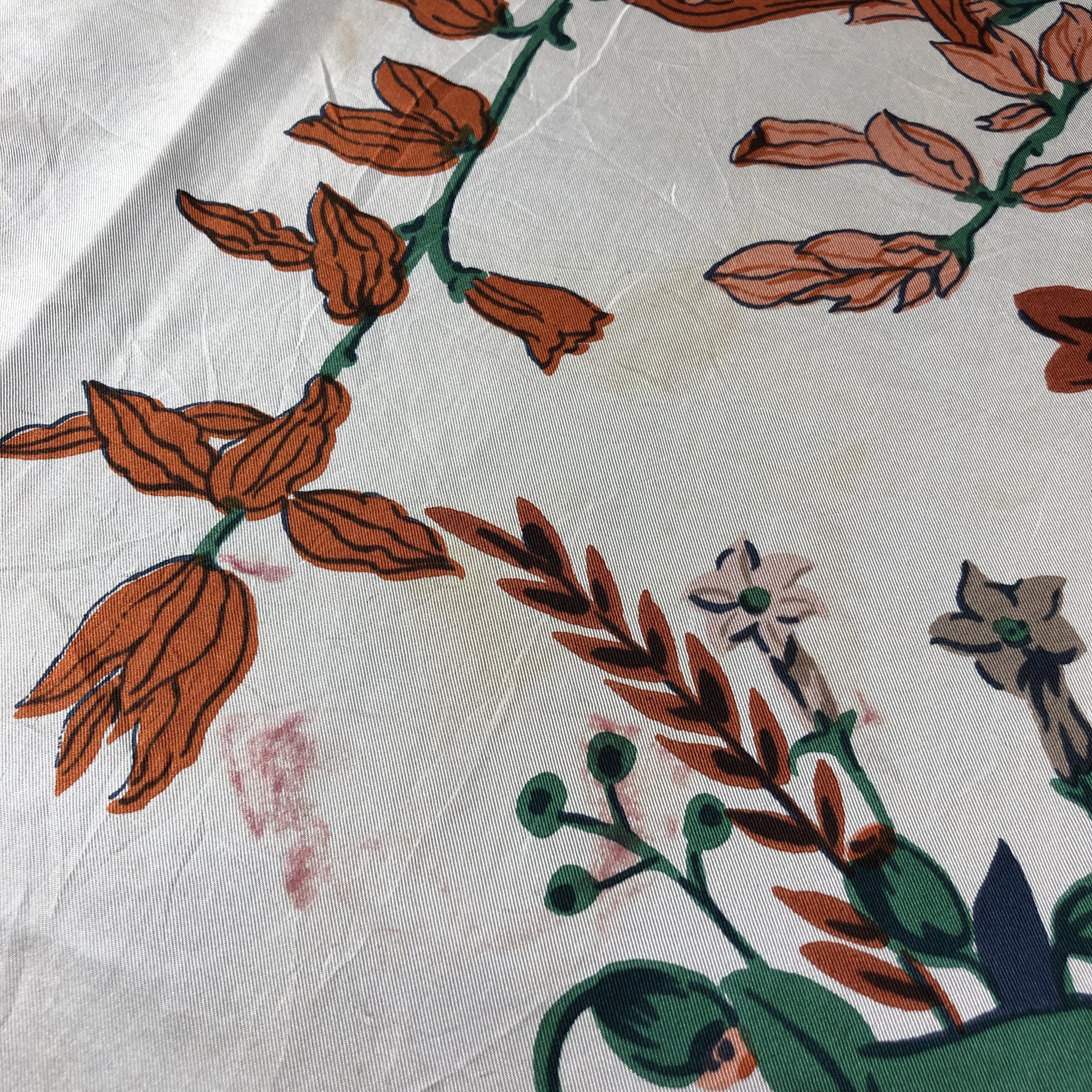 Vintage Luxury Hand Rolled Floral Silk Scarf M402 Size ONE SIZE - 9 Thumbnail