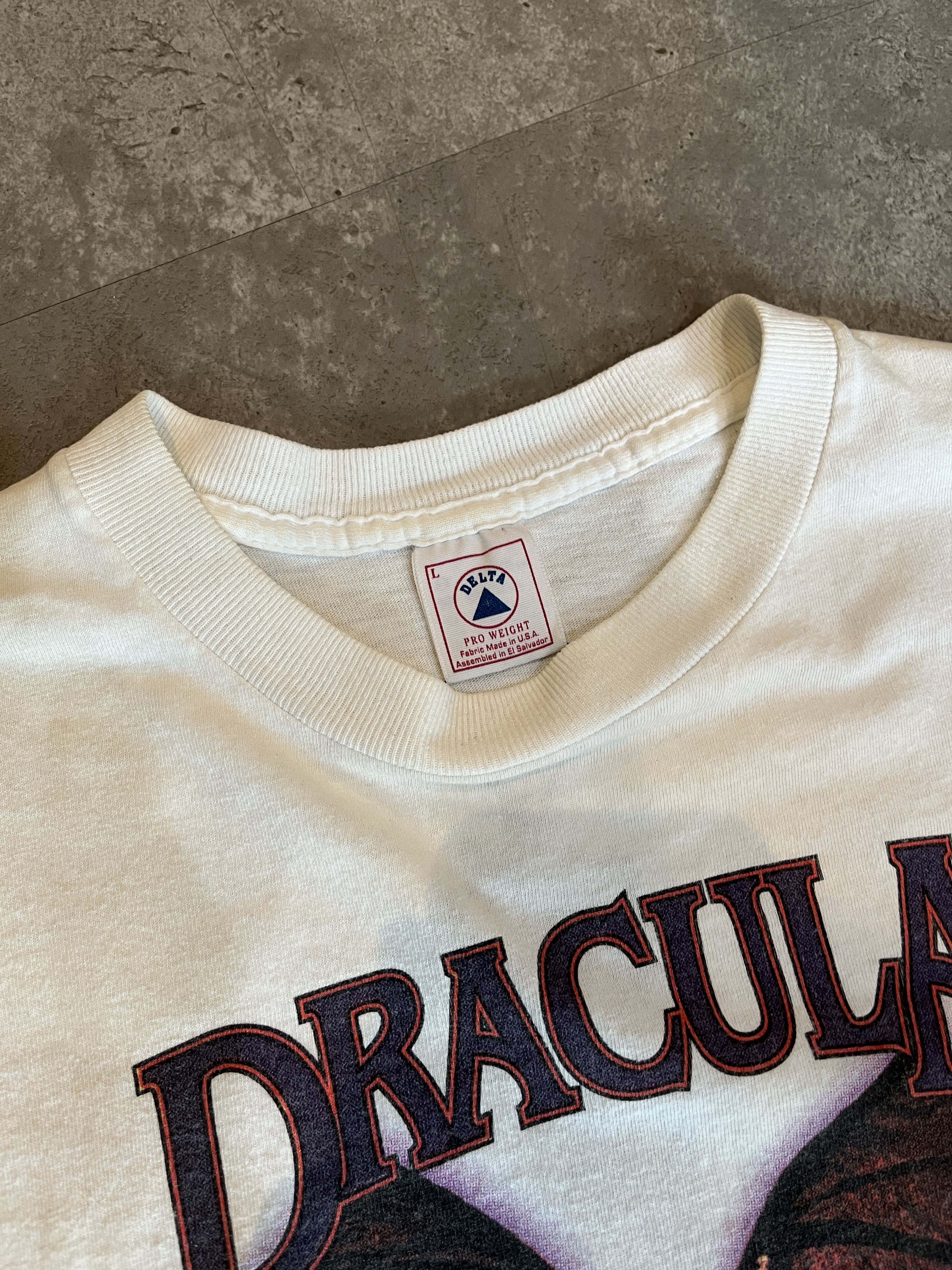 Vintage "VINTAGE" DRACULA TEE Size US L / EU 52-54 / 3 - 3 Thumbnail