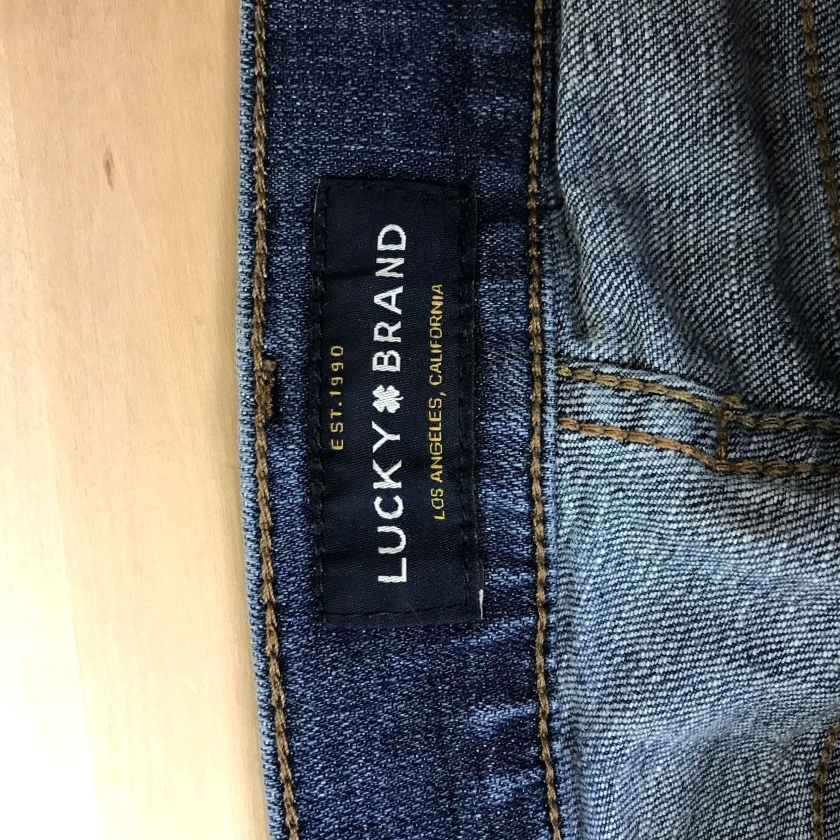 Lucky Brand Lucky Brand Mens Jeans Straight Leg Medium Wash Blue Denim Size 32x32 Size US 32 / EU 48 - 7 Thumbnail