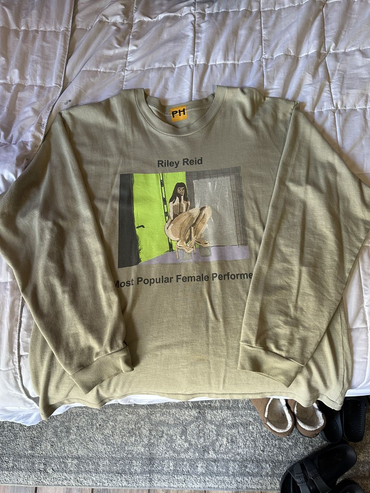 Riley reid 2024 yeezy sweatshirt