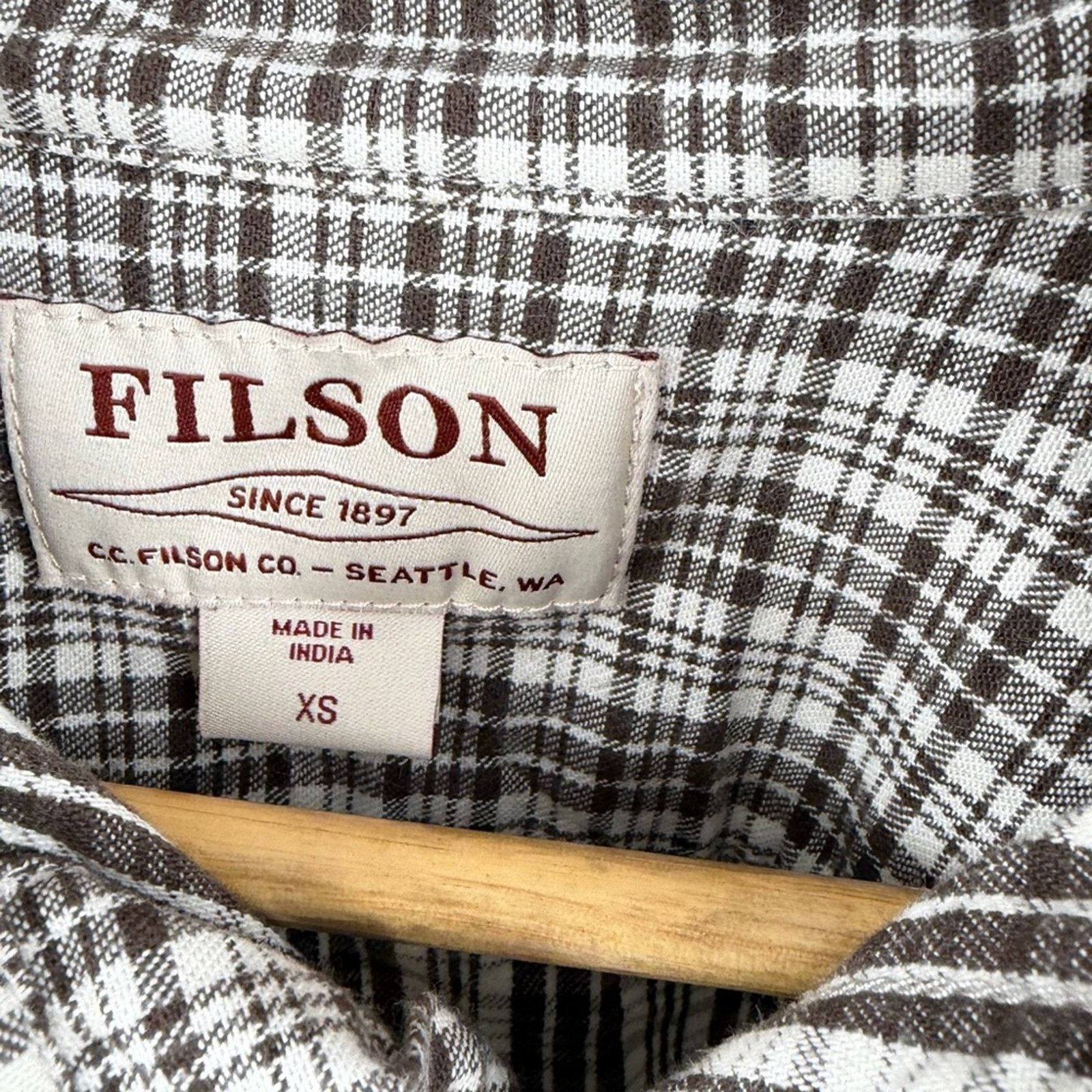 Filson Filson men’s flannel button down shirt cream brown size XS Size US XS / EU 42 / 0 - 2 Thumbnail