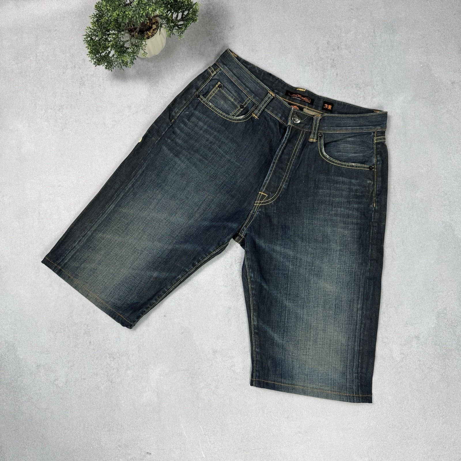 Ed Hardy Ed Hardy Big Logo Men Shorts Denim Jeans Y2K Size 31 Size US 31 - 2 Thumbnail