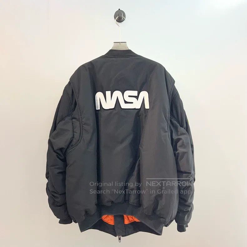 Balenciaga Balenciaga Space logo pattern pilot long sleeve cotton-pad Size US M / EU 48-50 / 2 - 2 Thumbnail
