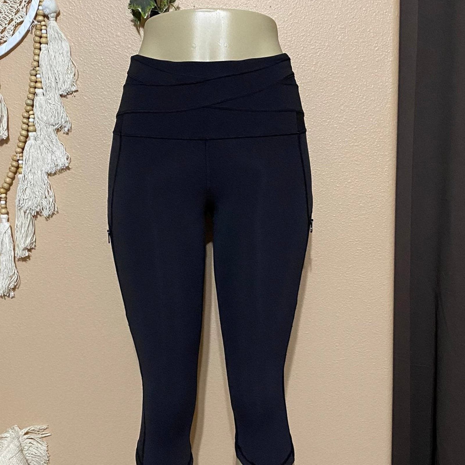 Lululemon lululemon leggings size 4 Size 27" / US 4 / IT 40 - 2 Thumbnail