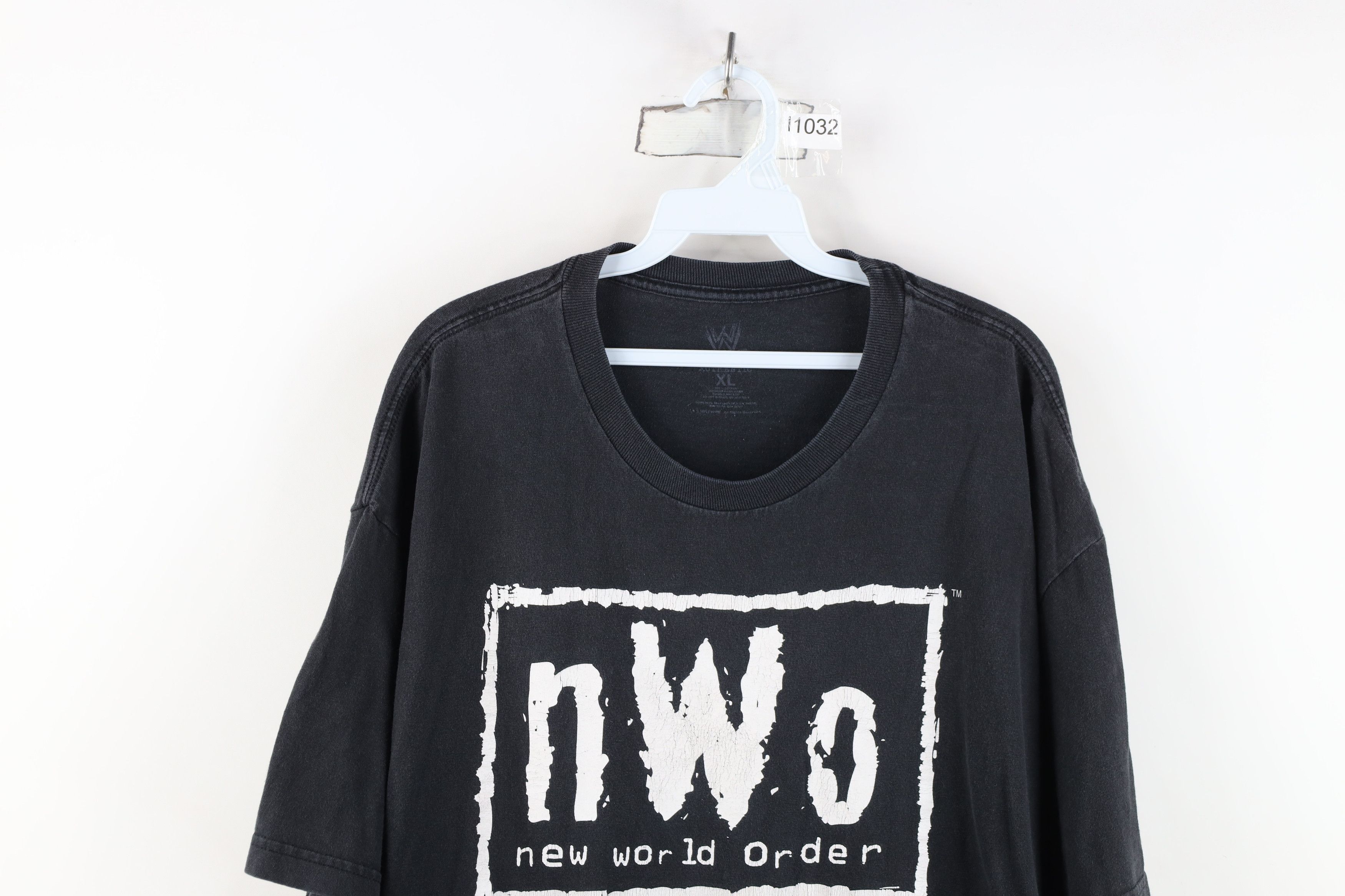 Vintage Vintage Y2K WWF WWE New World Order Wrestling T-Shirt Black Size US XL / EU 56 / 4 - 2 Thumbnail
