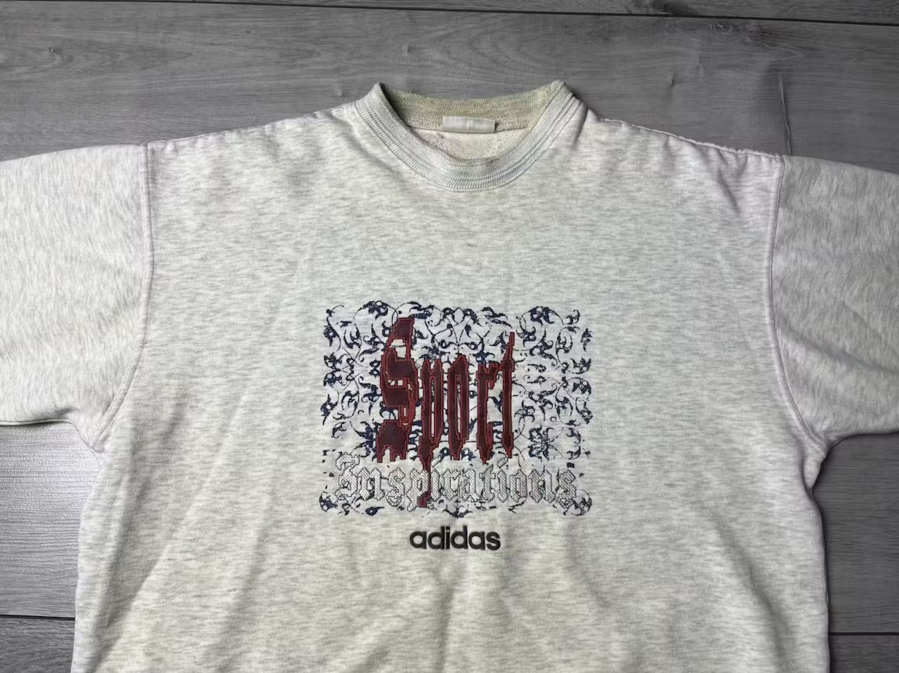 Adidas Adidas vintage sweatshirt sport size Medium Size US M / EU 48-50 / 2 - 3 Thumbnail