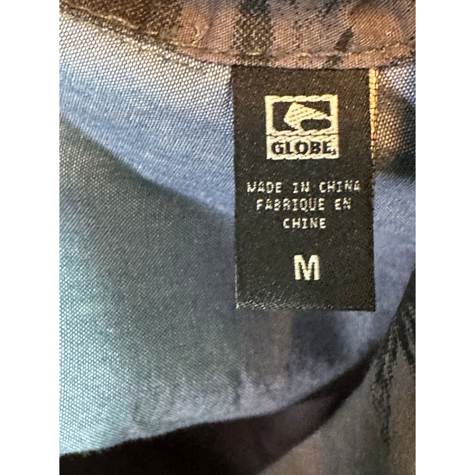Globe Globe gray Hawaiian print long sleeves button shirt size M Size US M / EU 48-50 / 2 - 4 Thumbnail