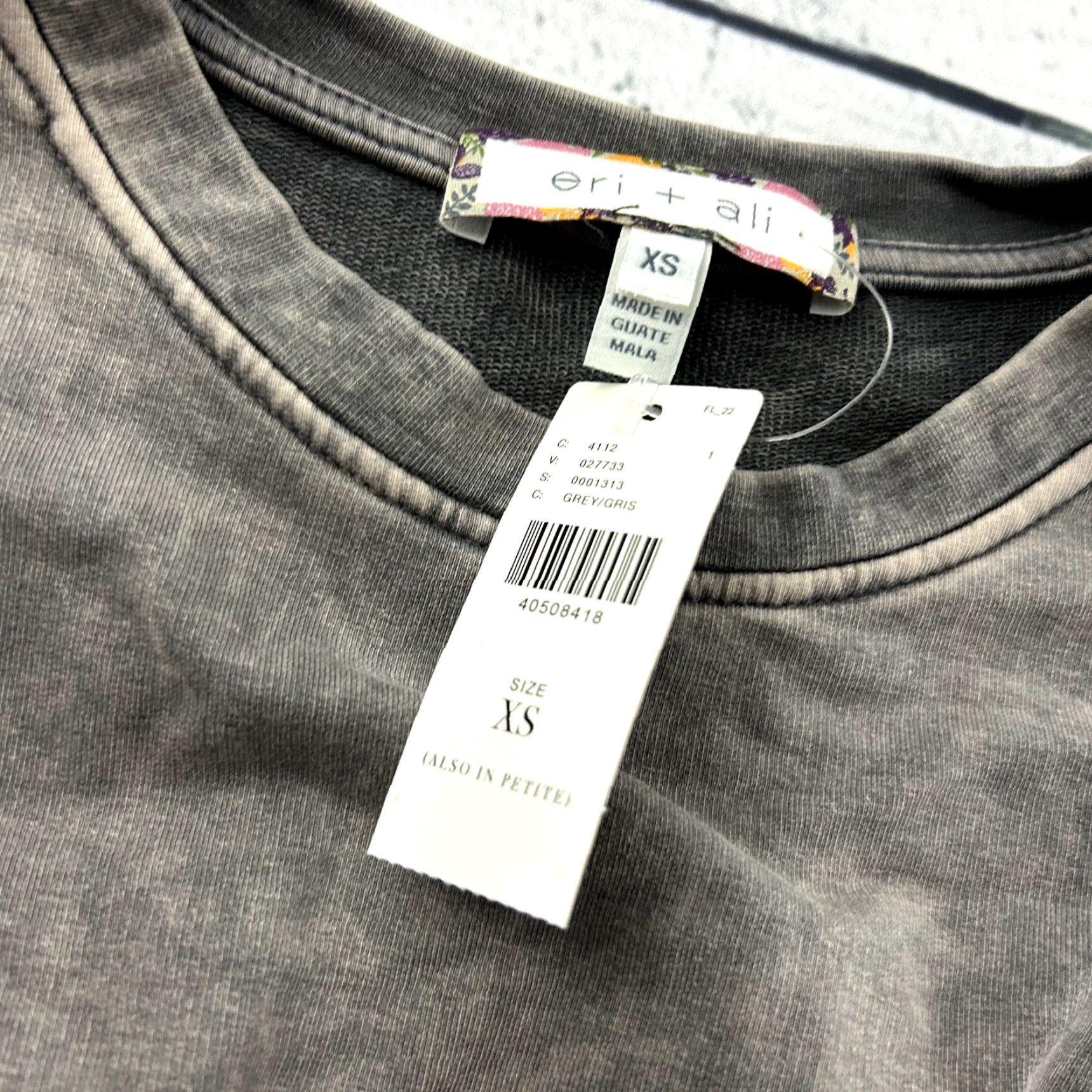 Anthropologie NEW Eri + Ali Anthropologie Pullover Ruffle Sweatshirt Women's XS Gray - Nike style? Size XS / US 0-2 / IT 36-38 - 3 Thumbnail