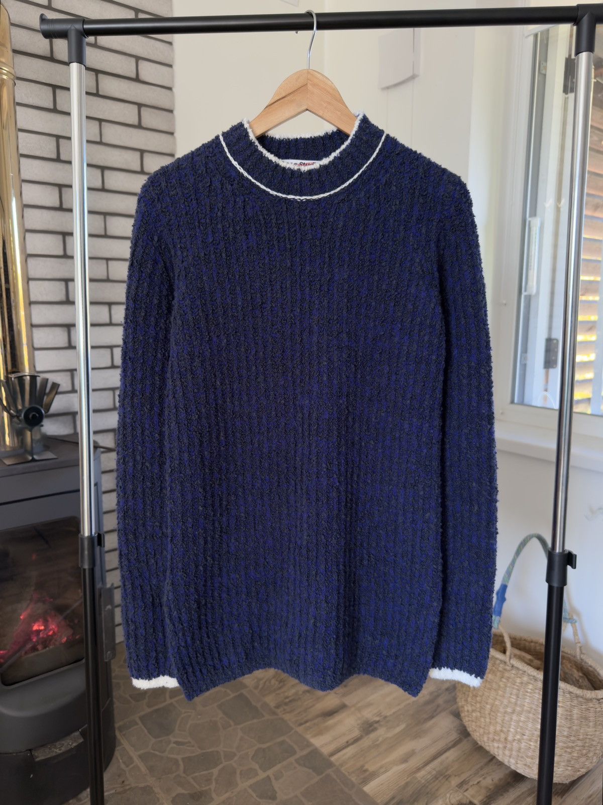 Acne Studios Acne Studios Bouclé Knit Crewneck Sweater Navy White Trim Size L / US 10 / IT 46 - 14 Thumbnail